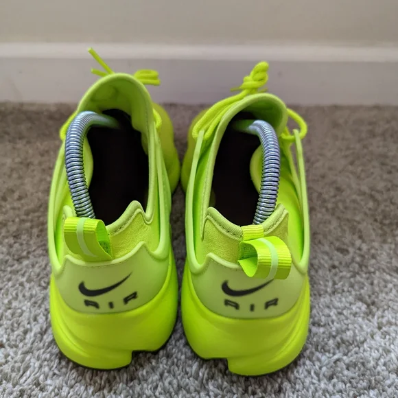 NIKE AIR PRESTO "ATOMIC GREEN" DV2228 300 WOMEN'S New without box - Picture 6 of 8